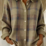 Tess | Gemütliche karierte Strickjacke