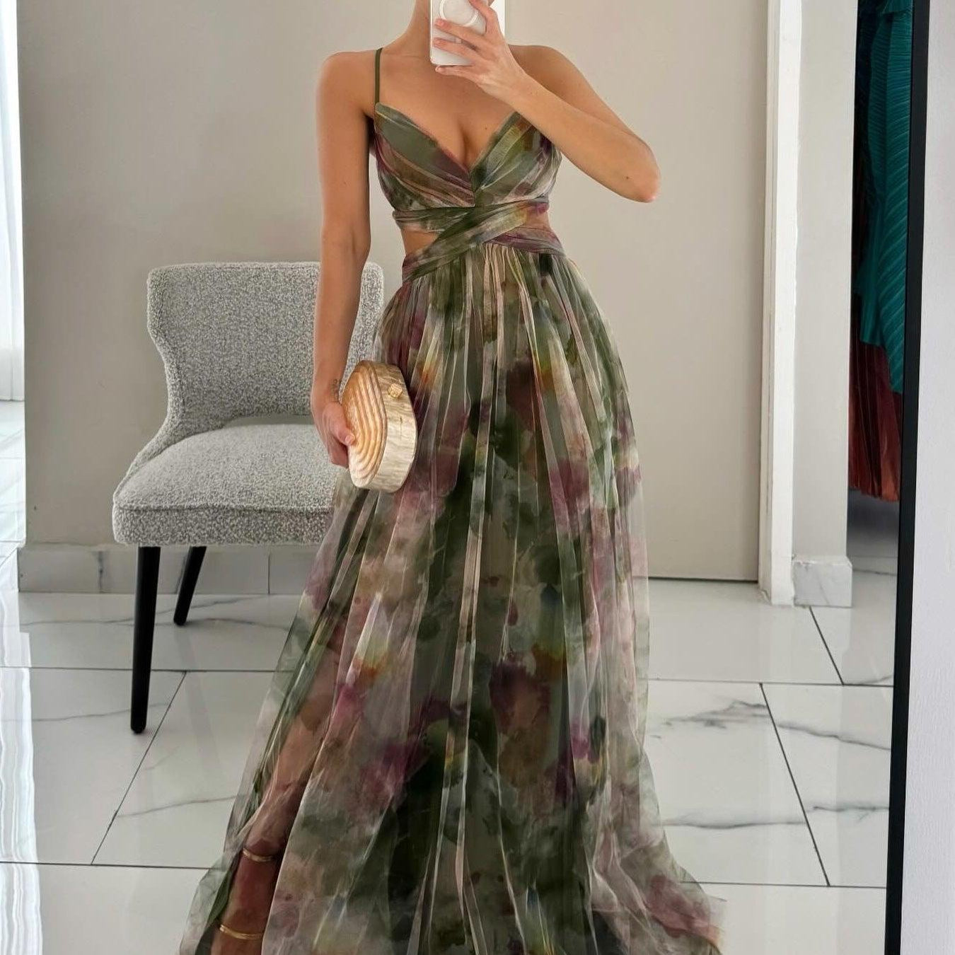 Antonia | Maxikleid mit Blumenprint und V-Ausschnitt