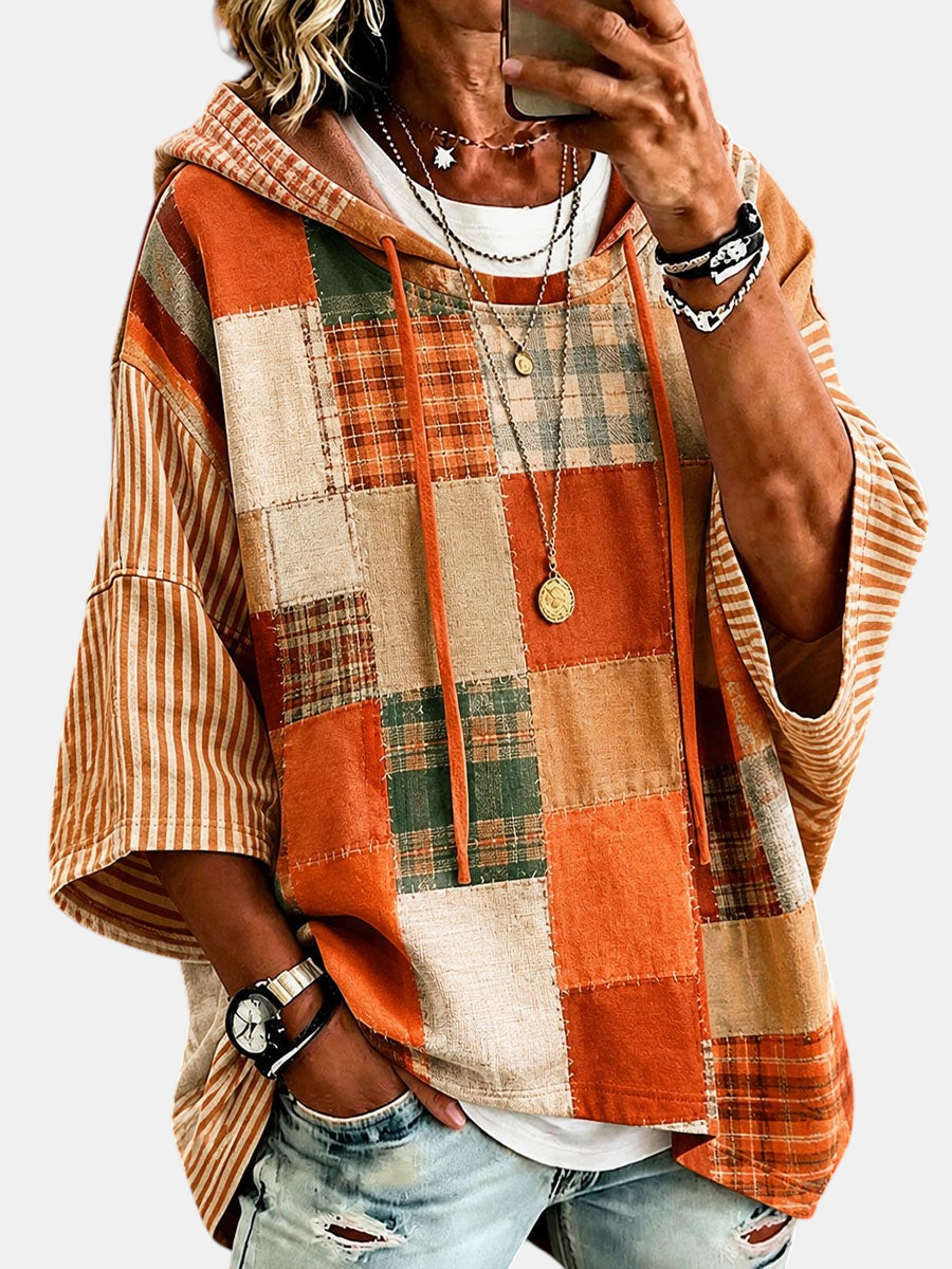 Herbst-Hoodie mit künstlerischem Patchwork-Muster – Produktansicht