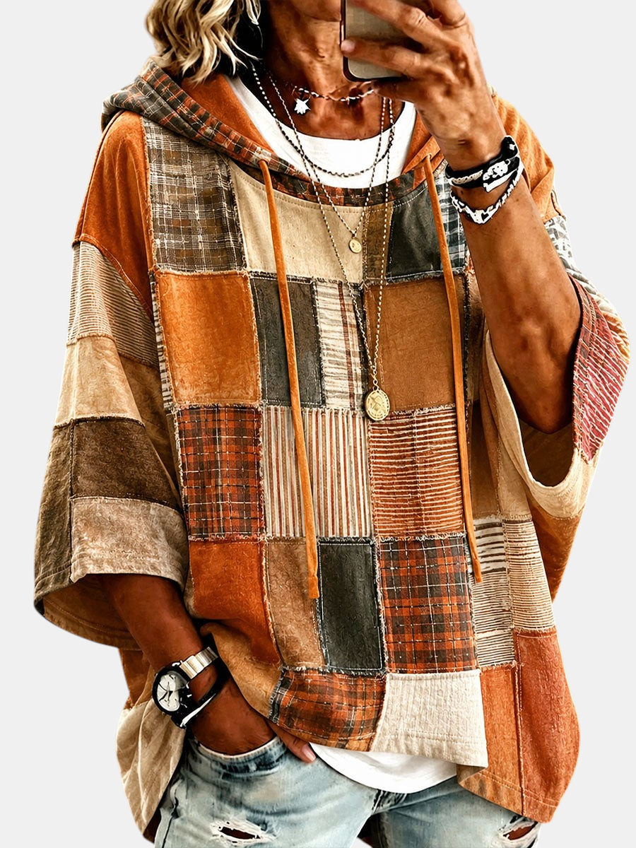 Künstlerischer Patchwork-Hoodie in Herbsttönen – Produktansicht