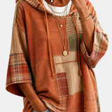 Herbst-Hoodie mit künstlerischem Patchwork – Produktansicht