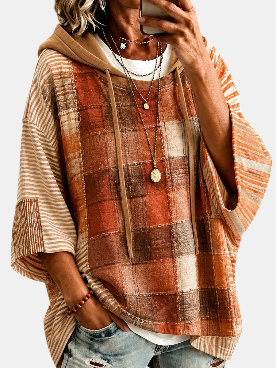 Künstlerischer Patchwork-Hoodie für den Herbst – Produktansicht