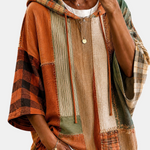 Damen-Hoodie in herbstlicher Patchwork-Optik – Produktansicht